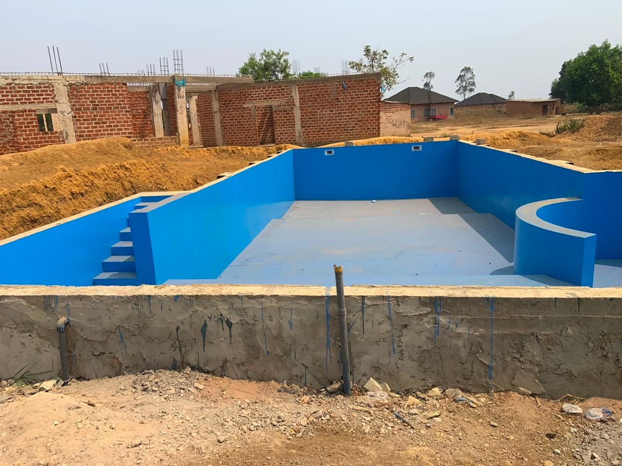 Piscine - phase de finition